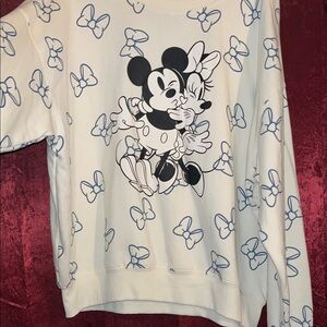 Disney Black and White Mickey & Minnie Shirt XL color beich New